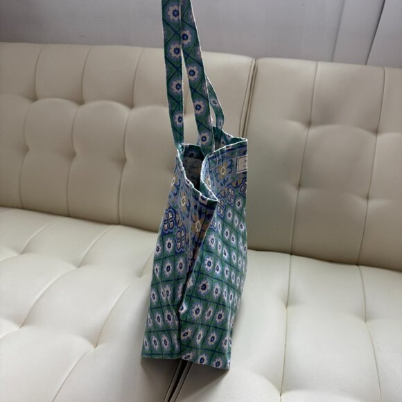 Sézane x Momoni limited edition floral tile print tote bag, green blue, NWOT - Picture 3 of 5